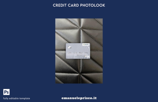 modello frontale photolook con carta di debito visto MP Banki stile verificato I